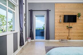 302 On Old Seaview Road Chelsea