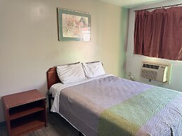 BUDGET INN