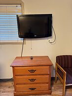 BUDGET INN