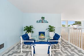 Blue Pearl Waterfront Oasis w Pool 70 Dock