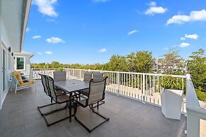 Blue Pearl Waterfront Oasis w Pool 70 Dock