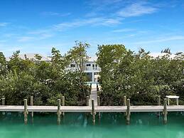 Blue Pearl Waterfront Oasis w Pool 70 Dock