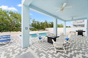 Blue Pearl Waterfront Oasis w Pool 70 Dock