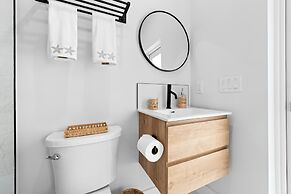 Paradise Point Pool Dock Lounges BBQ