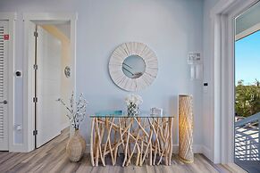 Luxury Waterfront Oasis w Heated Pool and 50 Dock