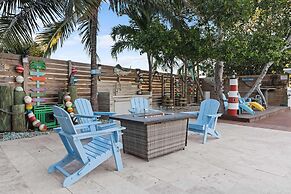 Luxury Waterfront Oasis w Heated Pool and 50 Dock