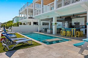 Luxury Waterfront Oasis w Heated Pool and 50 Dock