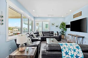 Luxury Waterfront Oasis w Heated Pool and 50 Dock