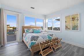 Luxury Waterfront Oasis w Heated Pool and 50 Dock