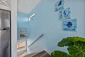 Luxury Waterfront Oasis w Heated Pool and 50 Dock