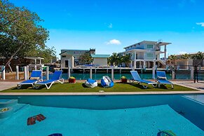 Luxury Waterfront Oasis w Heated Pool and 50 Dock