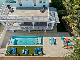 Luxury Waterfront Oasis w Heated Pool and 50 Dock