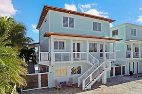 Luxury Waterfront Oasis w Heated Pool and 50 Dock