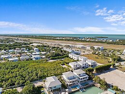 Luxury Waterfront Oasis w Heated Pool and 50 Dock