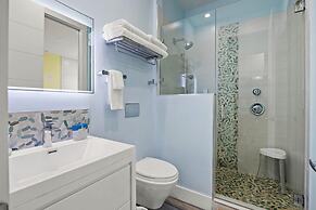 Luxury Waterfront Oasis w Heated Pool and 50 Dock