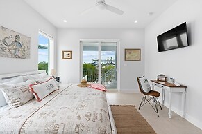 Mermaid s Paradise Pool Dock Games Views