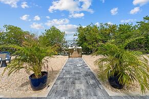 Mermaid s Paradise Pool Dock Games Views