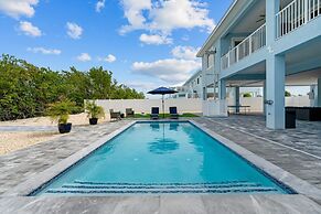 Mermaid s Paradise Pool Dock Games Views