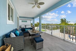 Mermaid s Paradise Pool Dock Games Views