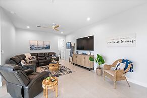 Mermaid s Paradise Pool Dock Games Views