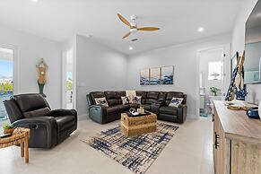 Mermaid s Paradise Pool Dock Games Views