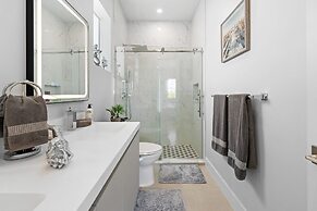 Mermaid s Paradise Pool Dock Games Views