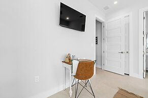 Mermaid s Paradise Pool Dock Games Views