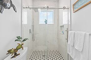 Mermaid s Paradise Pool Dock Games Views