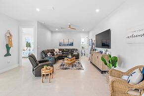 Mermaid s Paradise Pool Dock Games Views