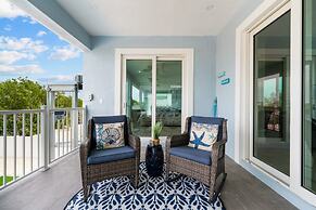 Mermaid s Paradise Pool Dock Games Views