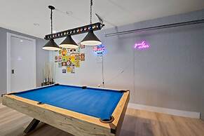 NEW Villa Paradise Lux Gem Pool Game Room