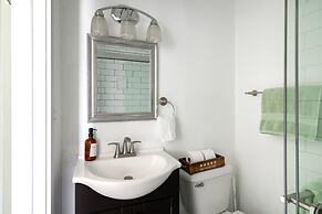 Short North Convention Private Parking Pets