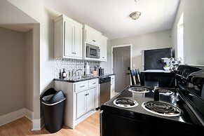 Short North Convention Private Parking Pets