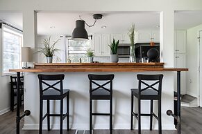 Short North Convention Private Parking Pets