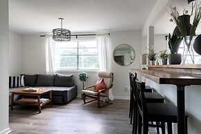 Short North Convention Private Parking Pets