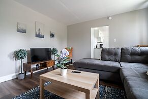 Short North Convention Private Parking Pets