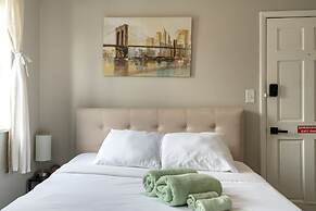 Short North Convention Private Parking Pets