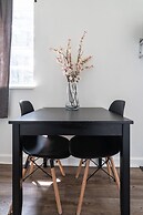 Short North Convention Private Parking Pets