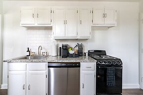 Short North Convention Private Parking Pets