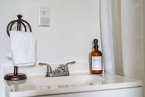 Short North Convention Private Parking Pets