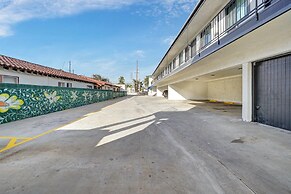 Casablanca Inn