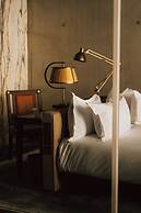 Maison Heler Metz, Curio Collection By Hilton