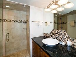 Cozy 1 Bedroom in Heart of Town - Just 3 Blocks to Silver Queen Gondol