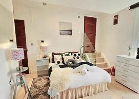 Chic Studio in Central London
