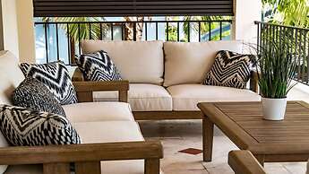 Beachfront Villa With Long Private Pier and Pool