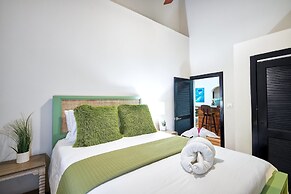 Beachfront Villa With Long Private Pier and Pool