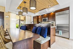 Beachfront Villa - Sunsets and Daily Maid Service