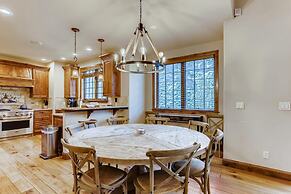 Vail Valley Views Hot Tub Parking Included