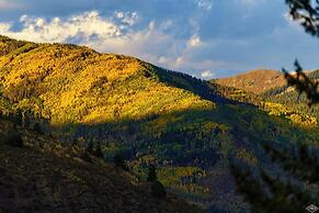 Vail Valley Views Hot Tub Parking Included