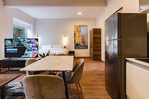Cibeles Apartments by VH